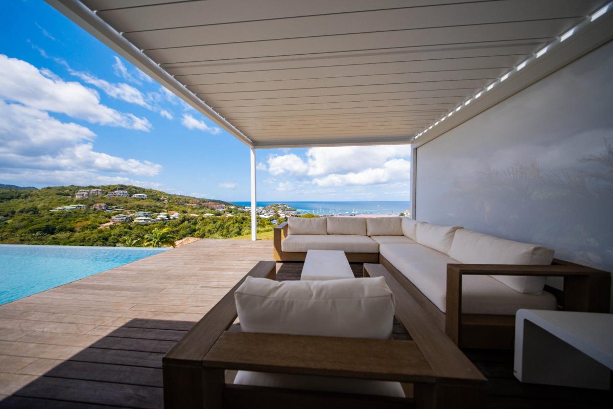 Location villa 4 chambres 8 personnes - salon pergola